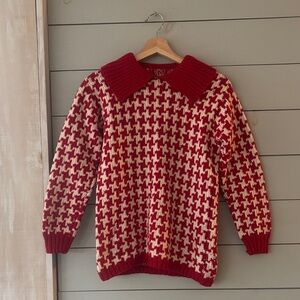 ✨ Vintage Handmade Houndstooth Knit Sweater – Size Small ✨